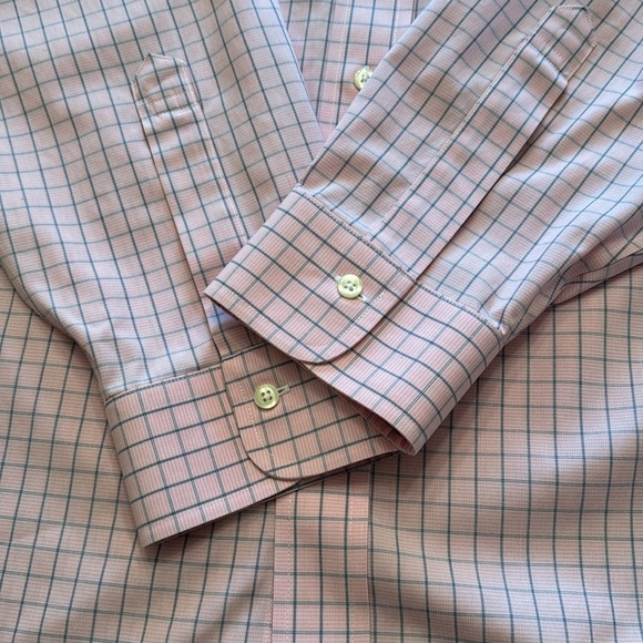 Brooks Brothers Regent Fit Men's Dress Shirt in Pink and Blue Grid Check - Picture 5 of 7
